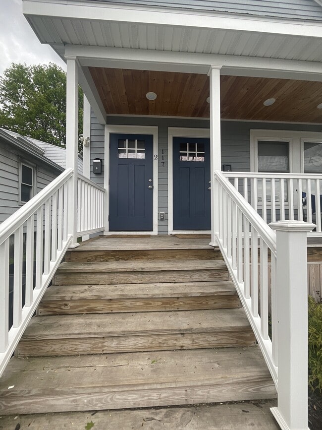Building Photo - 117 N. Wilbur Ave.