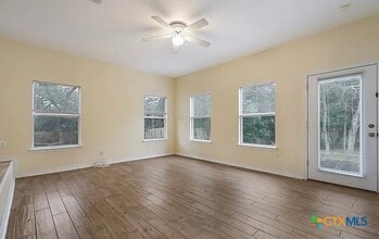 Building Photo - 624 Clyde Ct