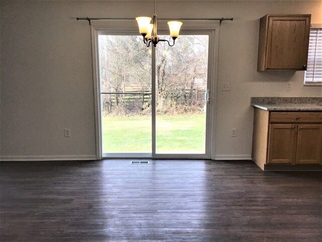 Foto del edificio - 857 Cedar Run Dr