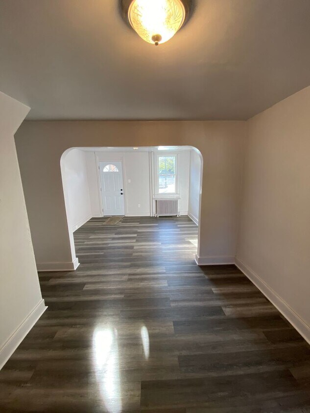 Foto principal - Charming 3 BR /2 BA Home in Lancaster City