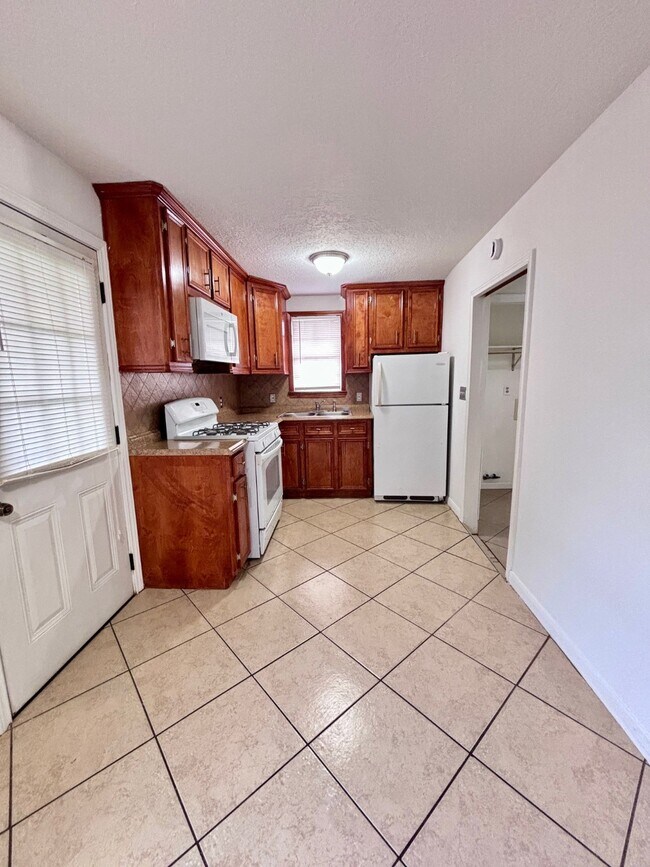 Foto del edificio - 7618 Linden St