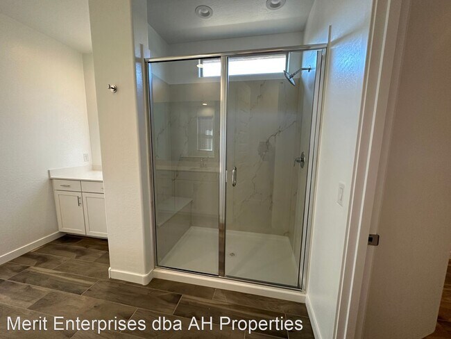 Foto del edificio - 4 br, 3 bath House - 4149 E AUSTIN DR