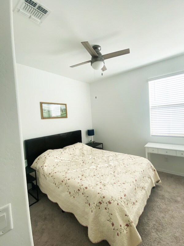 Foto del edificio - 930 S 151st Ln
