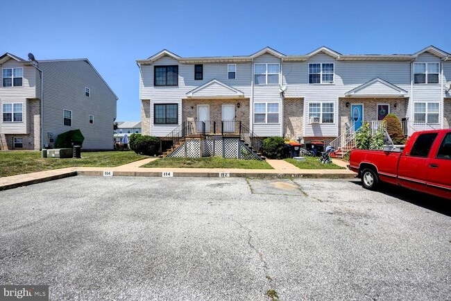 Building Photo - 112 Rosie Dr