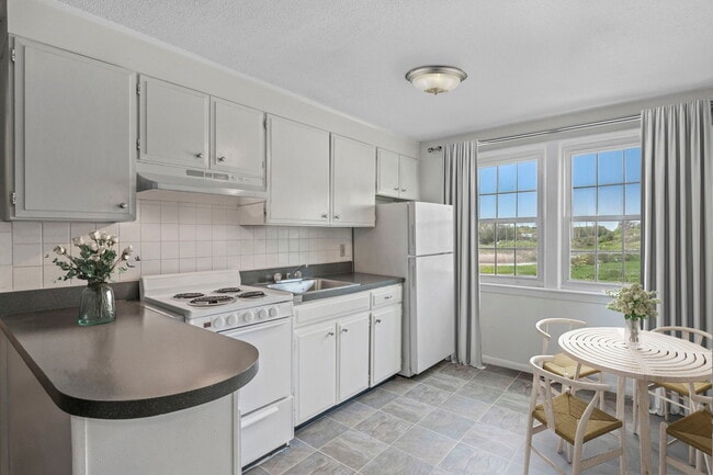 Building Photo - Washington Place