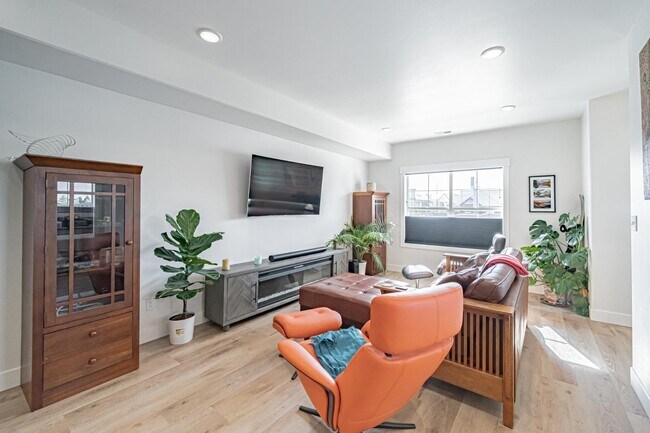 Foto del edificio - 1394 Fremont Ave