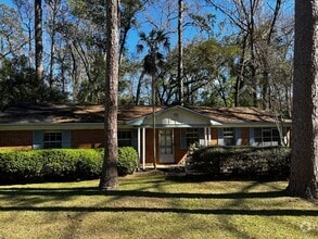 Building Photo - 1221 Winifred Dr