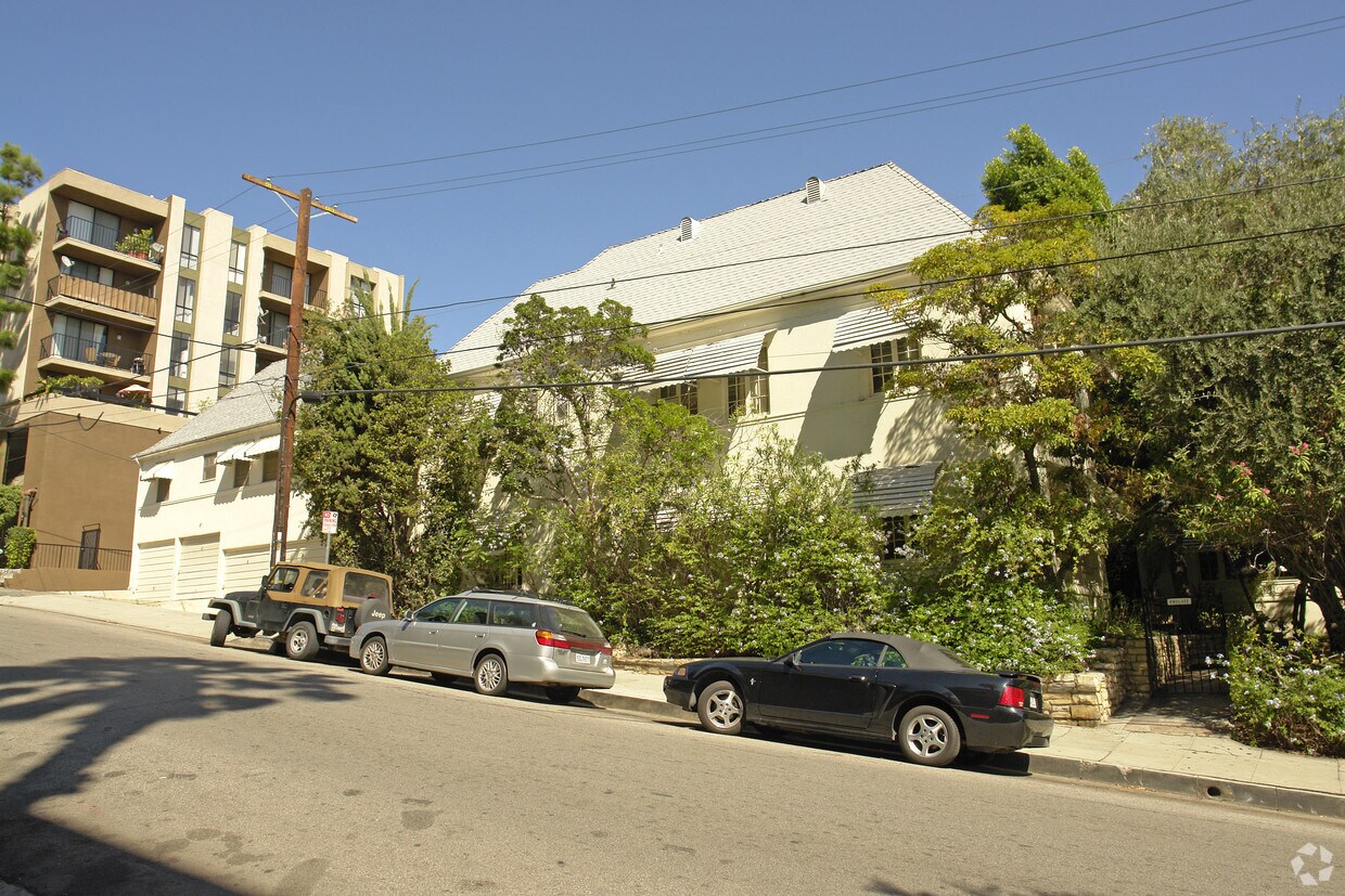Primary Photo - Hollywood French Chateau