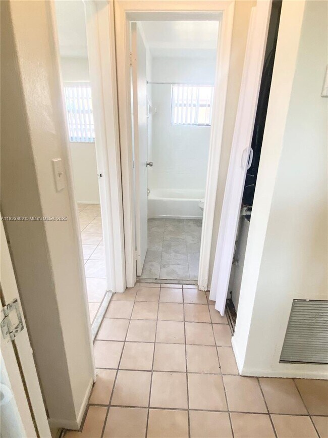 Foto del edificio - 2 bedroom in Miramar FL 33023