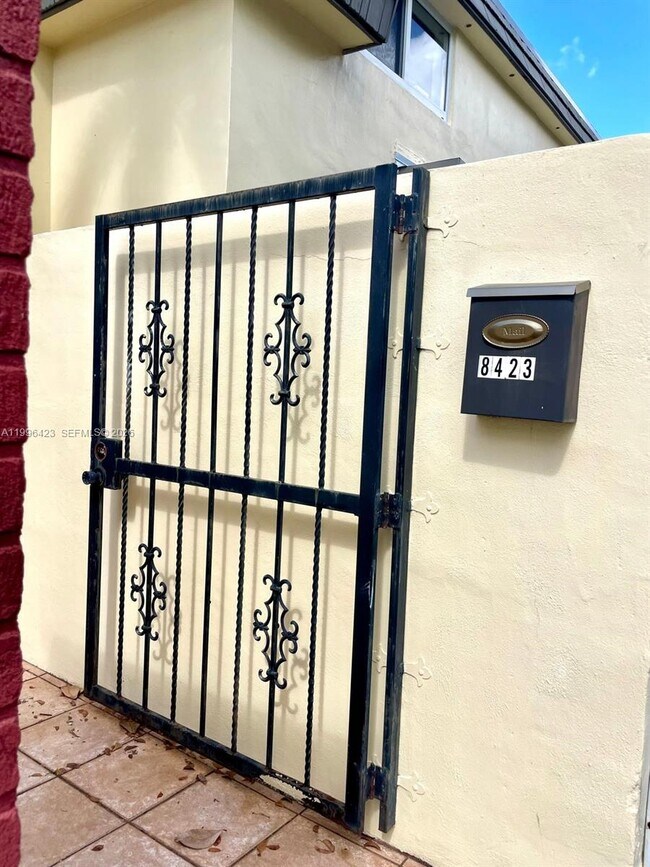 Foto del edificio - 8423 SW 137th Ave