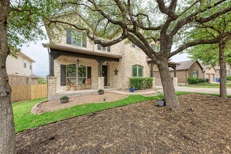 Building Photo - 146 Rock Cliff Ct