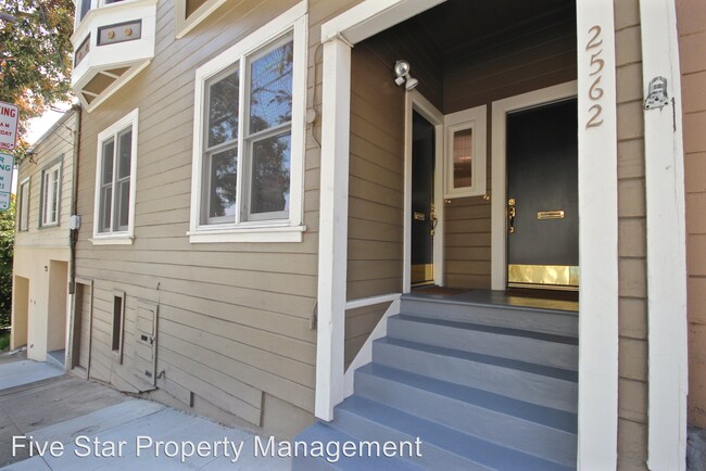 Building Photo - 1 br, 1 bath House - 2562 Diamond St
