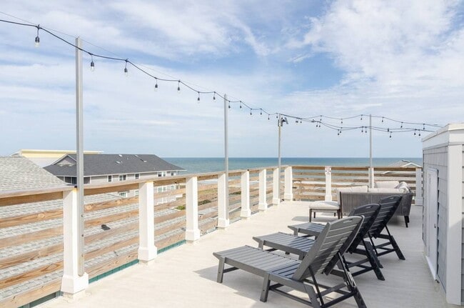 Building Photo - (C232) 1007 Carolina Beach Avenue N, Unit ...