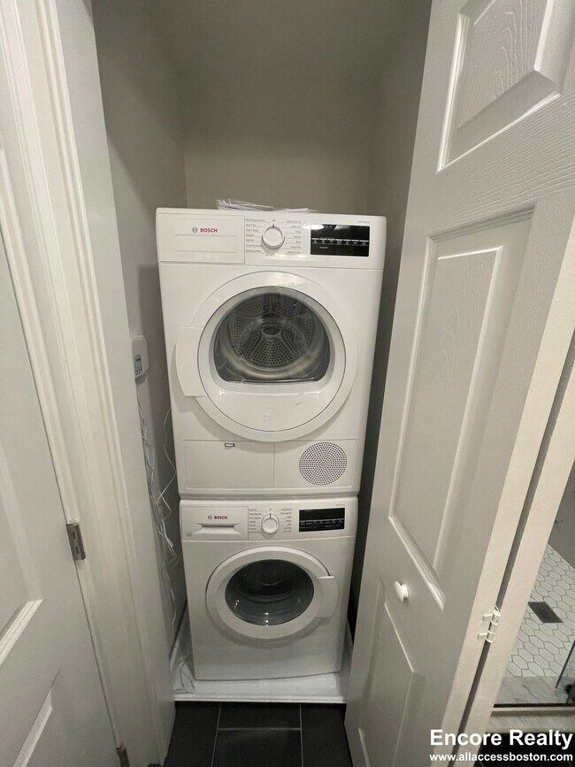 Foto del edificio - 31 Temple St