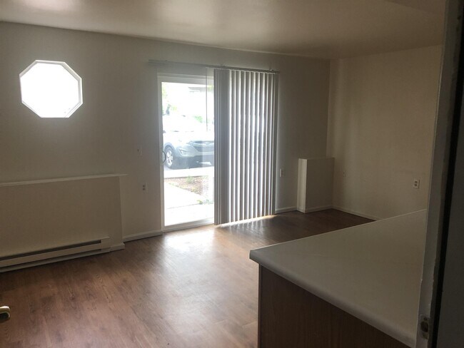 Foto del edificio - 4531 E Boardwalk Dr