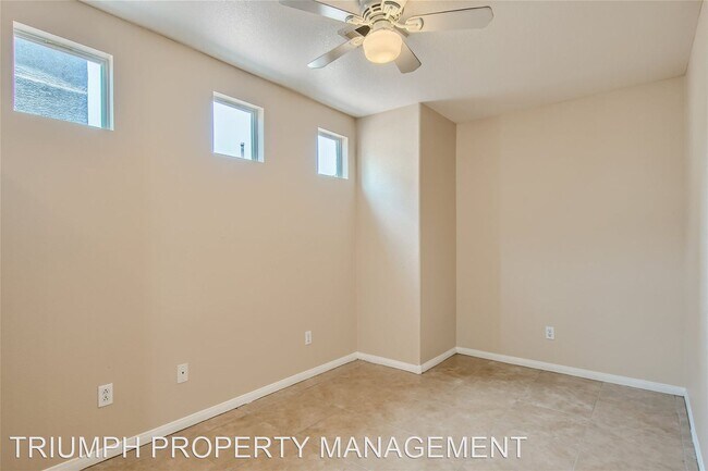 Building Photo - 3 br, 2.5 bath House - 5174 Starter Ave.