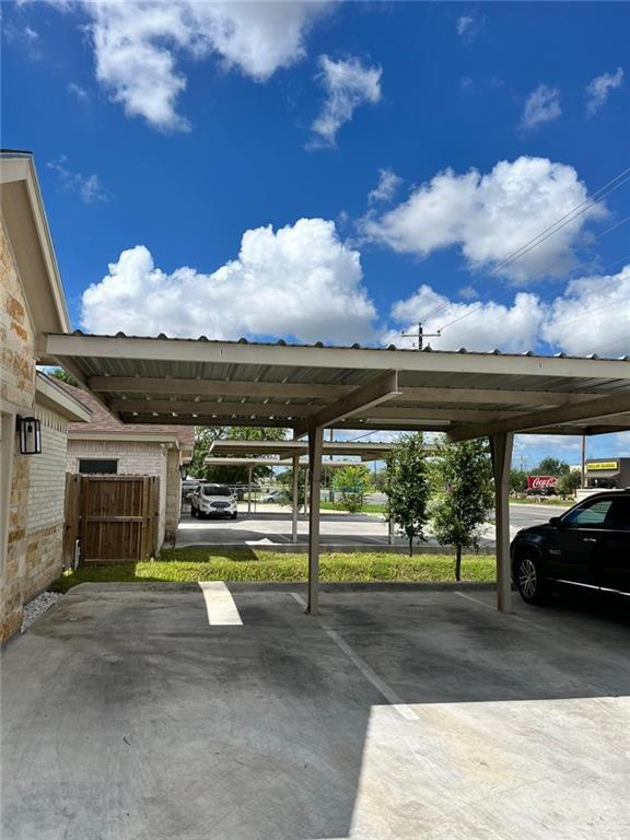 Foto del edificio - 24 S McColl Rd