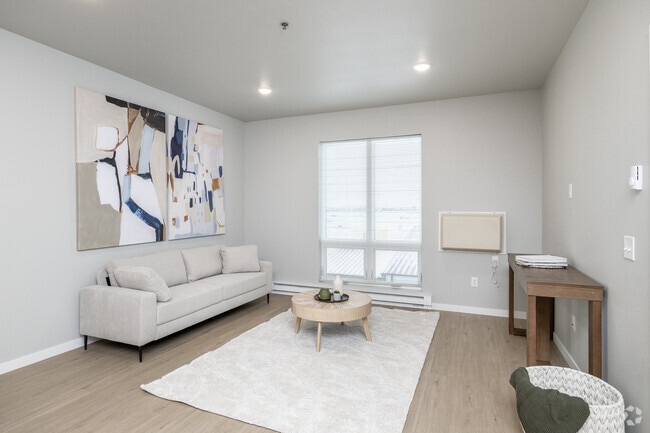 1BR, 1BA - 807SF - Living Room - The Teddy