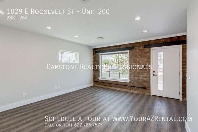 Building Photo - 1029 E Roosevelt St