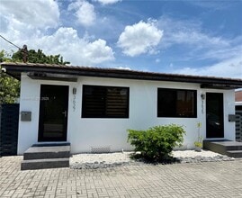 Building Photo - 3625 NW Flagler Terrace