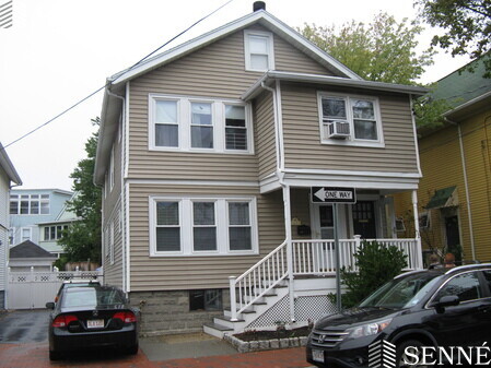 Building Photo - 42 Linden Ave