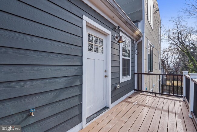 Very good Size Patio - 5912 9th St NW