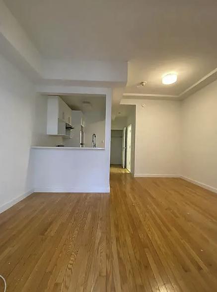 Foto del edificio - 102 Fulton St