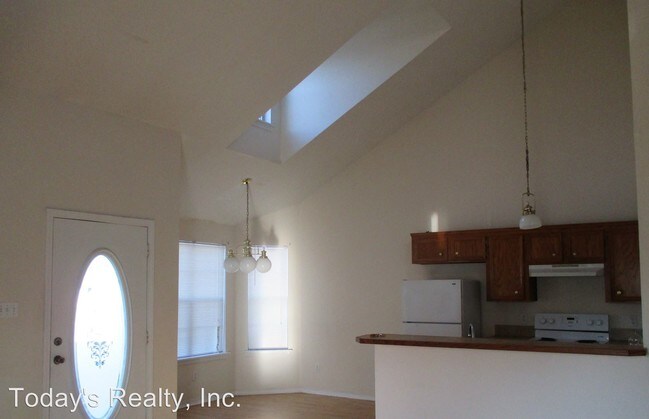 Foto del edificio - 3 br, 2 bath House - 1725 W. Kentucky Street