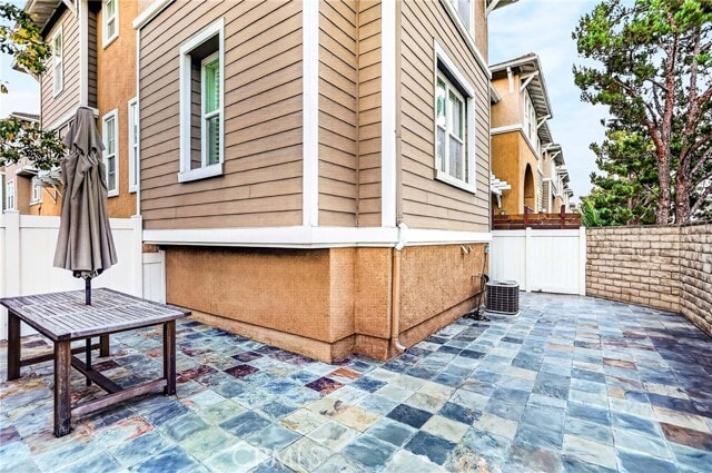 Building Photo - 3538 Torrance