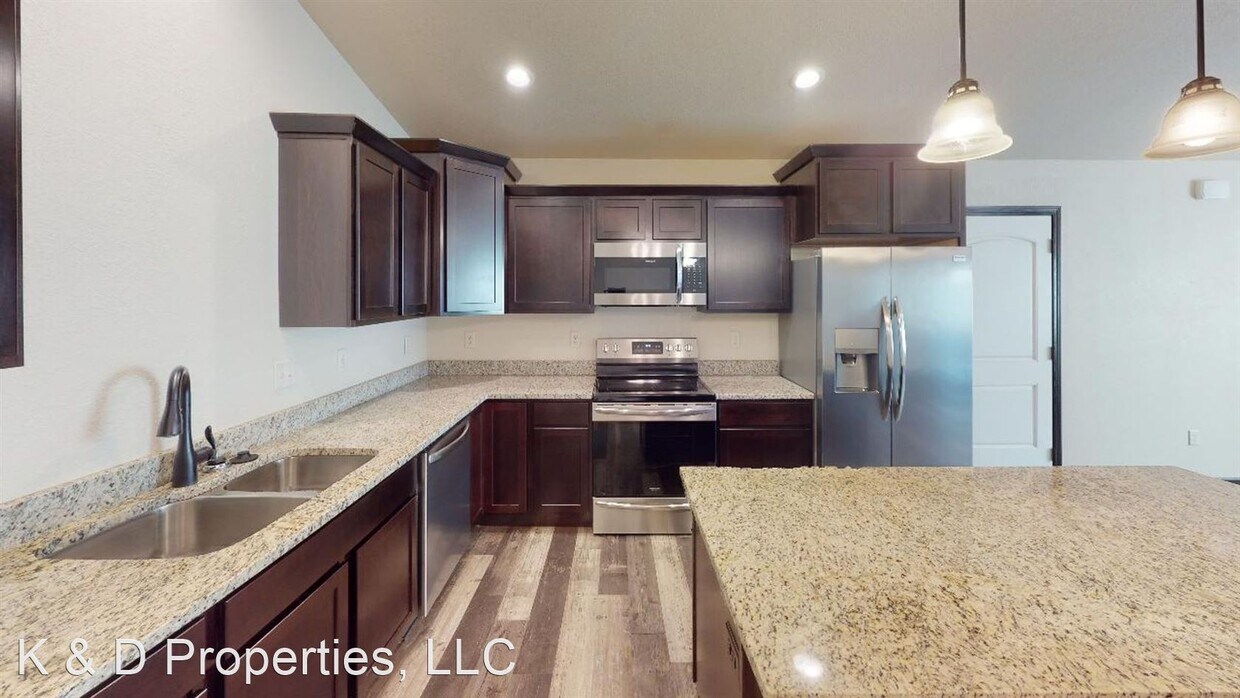 3 br, 2 bath House 562 Westwind Rd. House Rental in Box Elder, SD