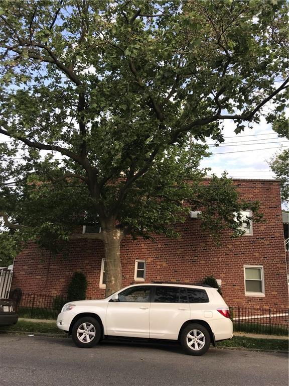 Building Photo - 2401 Stuart St