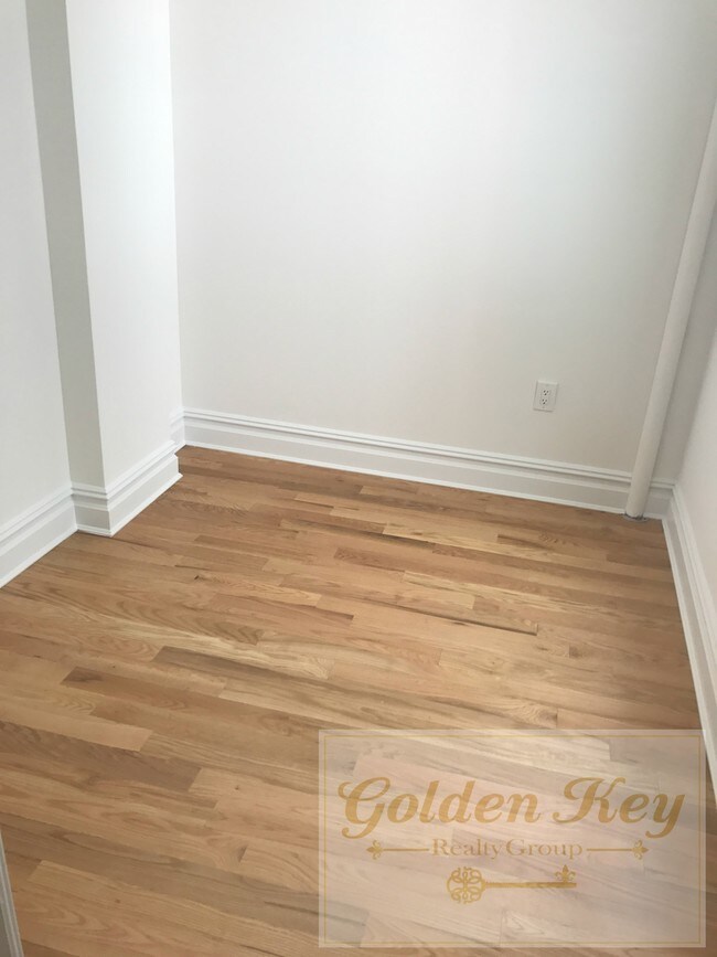 Foto del edificio - 2305 30th Ave