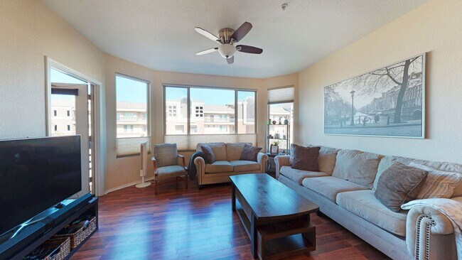 Foto del edificio - Apply Here WWW.RENTREDBRICK.COM