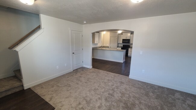 Building Photo - 2460 W 450 N