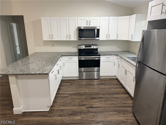 Building Photo - 9018 Penny Cir