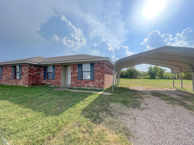 Building Photo - 255 Betty Jane Ln