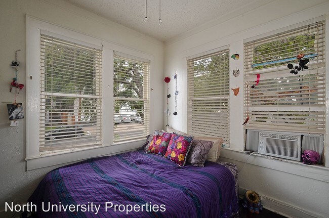 Foto del edificio - 3205 Helms St