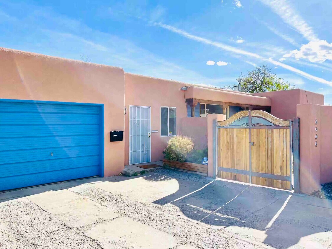 4902 Constitution Ave NE, Albuquerque, NM 87110 House Rental in