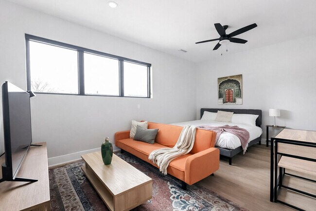 Foto del edificio - 4624 Douglas St