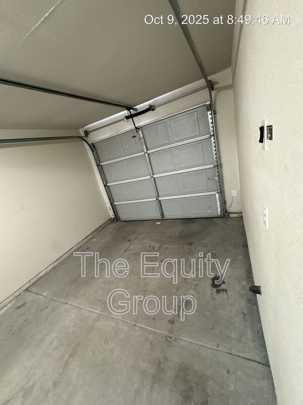 Foto del edificio - 4026 W Cecil Ave