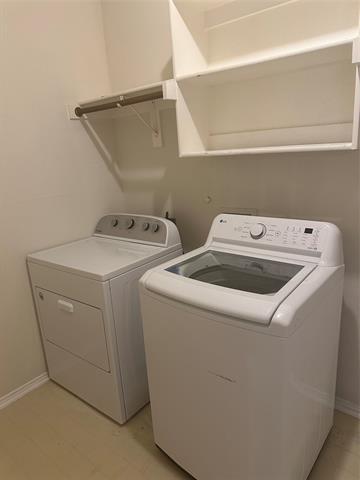 Building Photo - 2013 Terence Ln