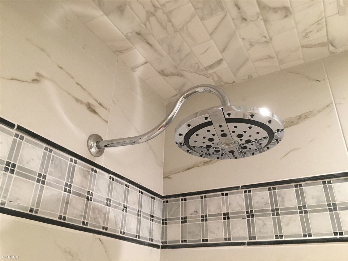 Foto principal - 2925 10th Ct S