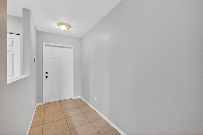 Foto del edificio - 2245 Portsmouth Ln