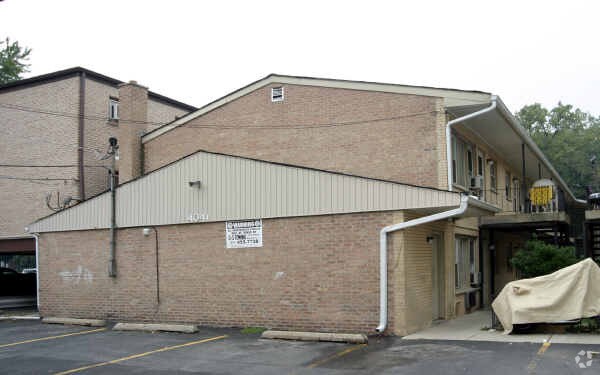 Foto principal - 4041 Harlem Ave