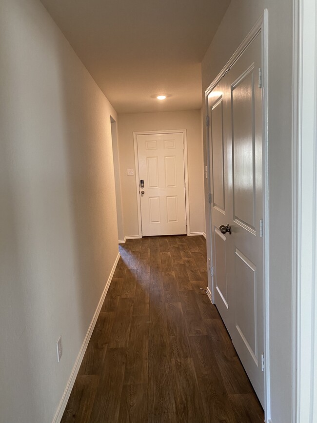 Entry Hall - 3451 Stoney