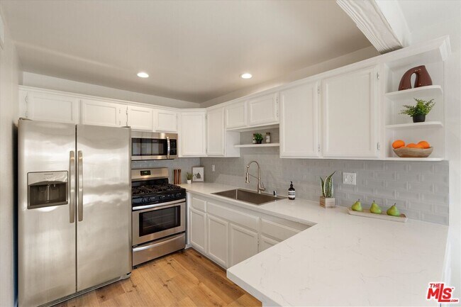 Foto del edificio - 2516 Arizona Ave