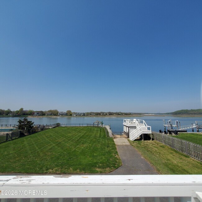 Foto del edificio - 754 Ocean Ave