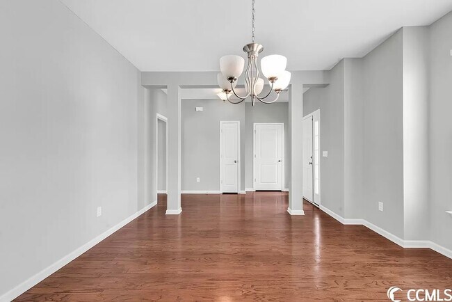 Foto del edificio - 4462 Marshwood Dr