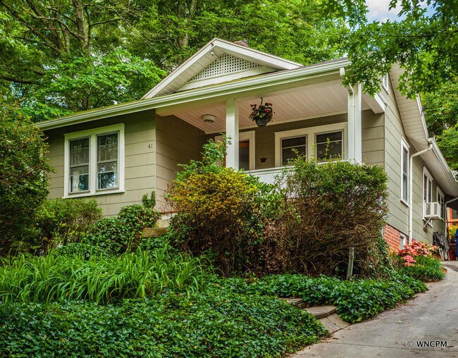 Foto del edificio - 41 McDade St