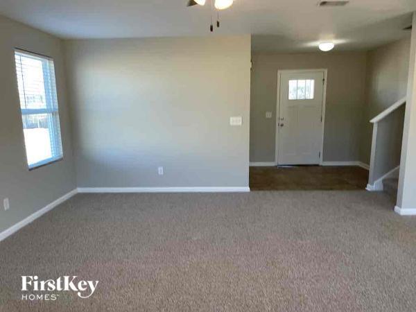 Building Photo - 11447 Walden Trce